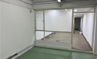ARRIENDO / ALQUILO ESPACIOS PARA OFICINA/S  BODEGA  EN EL POLO CLUB