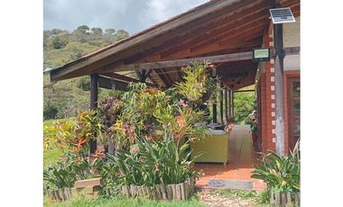 CASA FINCA EN VENTA EL RETIRO