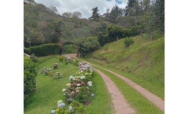 CASA FINCA EN VENTA EL RETIRO