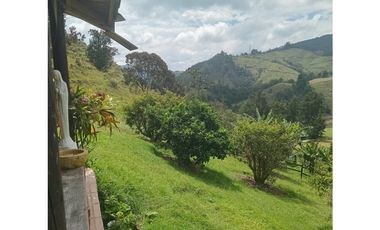 CASA FINCA EN VENTA EL RETIRO