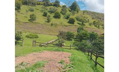 CASA FINCA EN VENTA EL RETIRO
