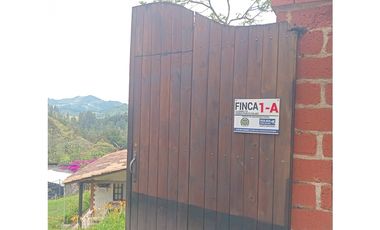 CASA FINCA EN VENTA EL RETIRO