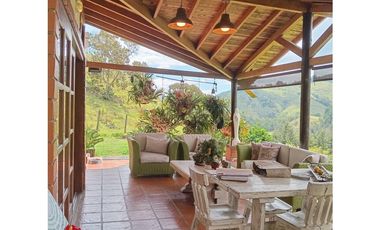CASA FINCA EN VENTA EL RETIRO