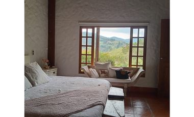CASA FINCA EN VENTA EL RETIRO