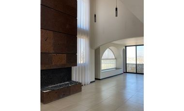✨ ¡Espectacular casa en esquina en renta en Gran Reserva, Lomas de Angelópolis! ✨