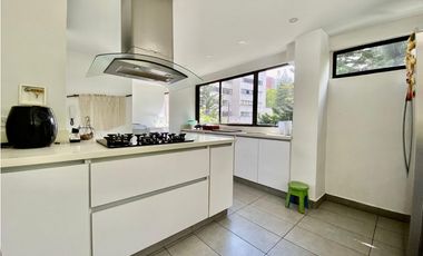 Apartamento en El Poblado Loma del Tesoro