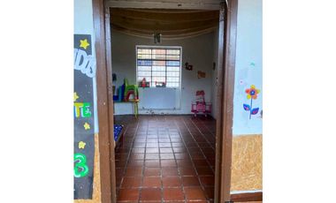 VENDO HERMOSA CASA LOTE EN EL CENTRO DE CAJICA