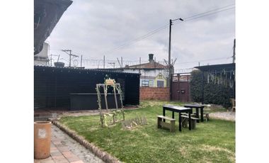 VENDO HERMOSA CASA LOTE EN EL CENTRO DE CAJICA