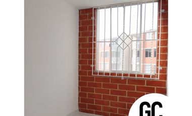 Se arrienda apartamento Parque de bolivar - Soledad