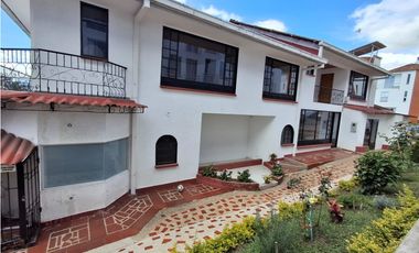 VENTA DE CASA EN FUSAGASUGA - SAN ANTONIO CONJUNTO MONTEARROYO