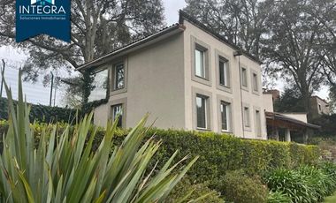 Casa en renta amueblada, Paseo de los Eucaliptos, Club de Golf los Encinos.