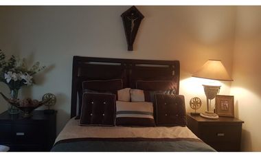 EL DORAL / CALLE 2 / 336m2 / 3 HABITACIONES / CON PISCINA