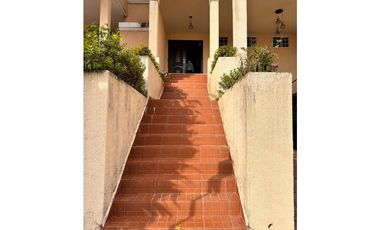 ALTOS DEL BOSQUE / EL DORAL / 4 HABITACION / 320M / LINEA BLANCA