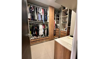 ALTOS DEL BOSQUE / EL DORAL / 4 HABITACION / 320M / LINEA BLANCA