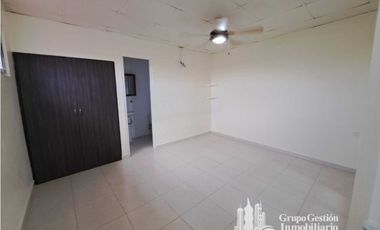 ALQUILER APARTAMENTO TIPO ANEXO EN BRISAS DEL GOLF KAF