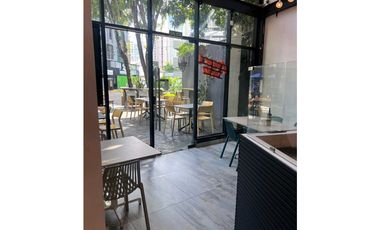 LOCALES COMERCIALES EN MARBELLA PLAZA LA RIVERA