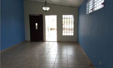 COD05 Casa en Venta - Brisas del Golf Arraiján $95,900