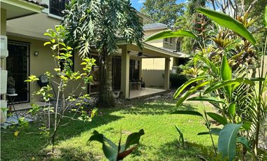 ALQUILER CASA CLAYTON