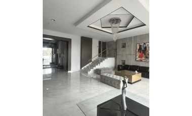 COD07 Apartamento en Venta PH Diamond Tower