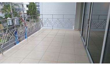 Venta, 3 habitaciones en edificio El Tamarindo, Altos del Golf