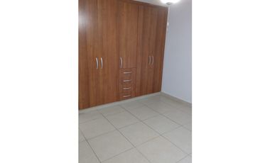 Venta, 3 habitaciones en edificio El Tamarindo, Altos del Golf