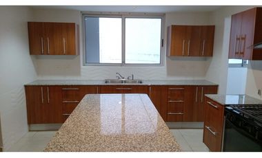 Venta, 3 habitaciones en edificio El Tamarindo, Altos del Golf