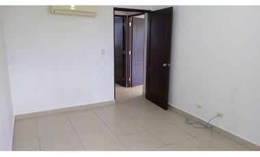 Venta, 3 habitaciones en edificio El Tamarindo, Altos del Golf