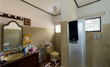 VENDO CASA EN ALTOS DEL GOLF CON PISCINA PRIVADA (2)