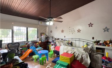 VENDO CASA EN ALTOS DEL GOLF CON PISCINA PRIVADA (2)
