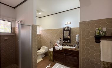 VENDO CASA EN ALTOS DEL GOLF CON PISCINA PRIVADA (2)