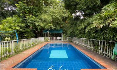 VENDO CASA EN ALTOS DEL GOLF CON PISCINA PRIVADA (2)