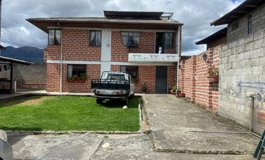 TERRENO EN VENTA, USO COMERCIAL. SECTOR ABELARDO J ANDRADE