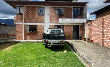 TERRENO EN VENTA, USO COMERCIAL. SECTOR ABELARDO J ANDRADE