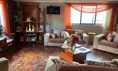 TERRENO EN VENTA, USO COMERCIAL. SECTOR ABELARDO J ANDRADE