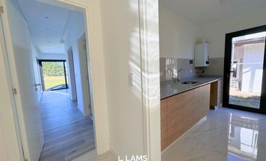 Casa 4 ambientes en Venta en Barrio Privado Rumencó Joven - A estrenar