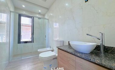 Casa 4 ambientes en Venta en Barrio Privado Rumencó Joven - A estrenar