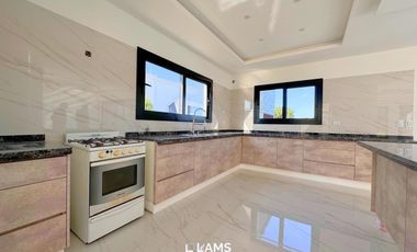 Casa 4 ambientes en Venta en Barrio Privado Rumencó Joven - A estrenar