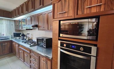 Casa en Venta en Jardines del Bosque Ideal para oficinas o consultorios
