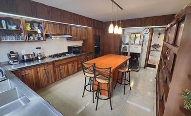 Casa en Venta en Jardines del Bosque Ideal para oficinas o consultorios