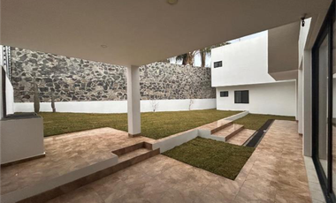 CASA EN VENTA LOMAS DE GRAN JARDIN
