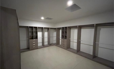 CASA EN VENTA LOMAS DE GRAN JARDIN