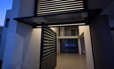 CASA EN VENTA LOMAS DE GRAN JARDIN