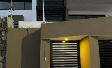 CASA EN VENTA LOMAS DE GRAN JARDIN