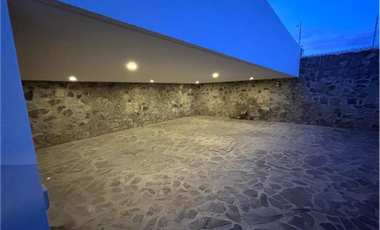 CASA EN VENTA LOMAS DE GRAN JARDIN