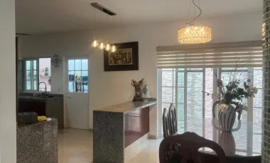Casa en venta en Santa Cruz del Valle, Tlajomulco de Zúñiga, Jalisco