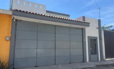 Casa en venta en Santa Cruz del Valle, Tlajomulco de Zúñiga, Jalisco