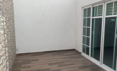 Casa en venta en Santa Cruz del Valle, Tlajomulco de Zúñiga, Jalisco