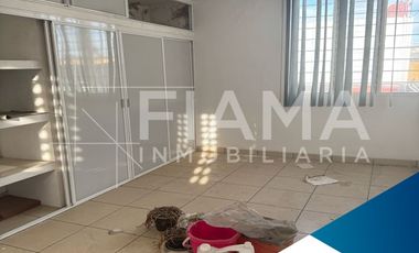 CASA EN VENTA EN AV. RIO SUCHIATE, TEPIC, NAY. (G)