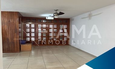 CASA EN VENTA EN AV. RIO SUCHIATE, TEPIC, NAY. (G)