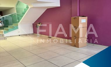 CASA EN VENTA EN AV. RIO SUCHIATE, TEPIC, NAY. (G)